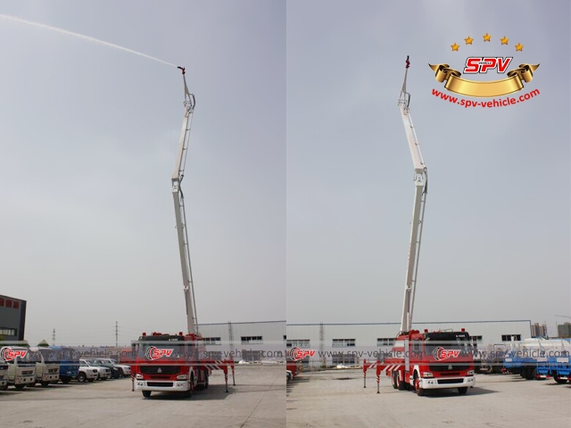 Operation View of Water Foam Boom Fire Truck - Sinotruk 